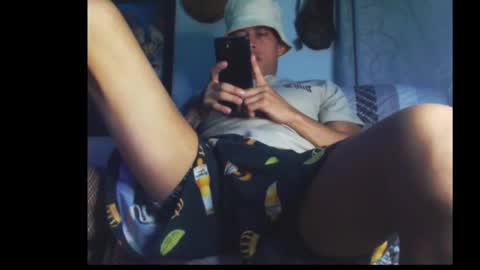 criistofer online show from September 12, 3:28 am