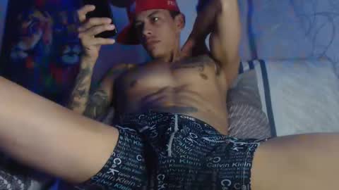 criistofer online show from October 2, 10:06 pm