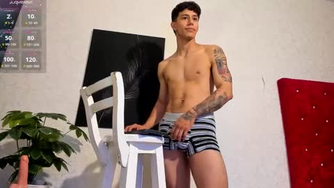 Snapshot of cristopher23_ chatting on December 30, 7:53 pm cristopher23 online show from December 30, 7:53 pm