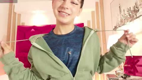 Cristopher  online show from March 18, 8:34 pm