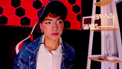 Cristopher  online show from March 29, 8:09 pm