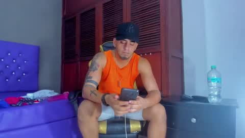 Snapshot of cristophertompson chatting on January 17, 2:08 am Say me Cris online show from January 17, 2:08 am