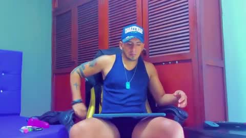 Snapshot of cristophertompson chatting on February 14, 12:47 pm Say me Cris online show from February 14, 12:47 pm