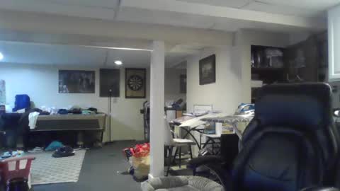 Snapshot of crm400 chatting on June 14, 3:41 am billybasement online show from June 14, 3:41 am