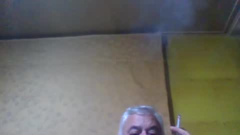 Snapshot of crmperez chatting on January 31, 4:47 am crmperez online show from January 31, 4:47 am