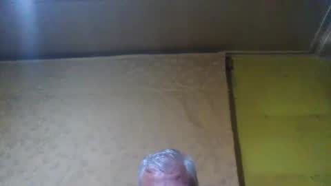 Snapshot of crmperez chatting on February 19, 2:01 am crmperez online show from February 19, 2:01 am