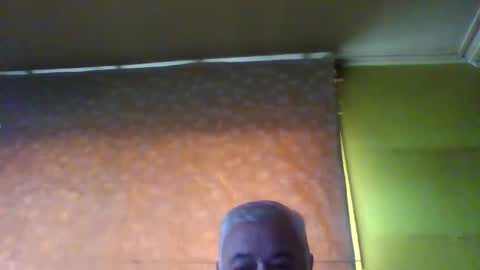 Snapshot of crmperez chatting on February 28, 6:52 pm crmperez online show from February 28, 6:52 pm