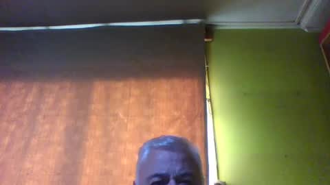 crmperez online show from June 22, 6:27 pm