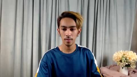 crocodale online show from March 4, 12:55 pm