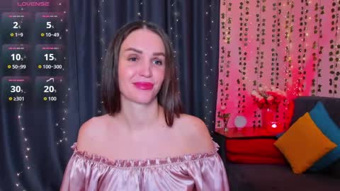 Snapshot of cross_the_line chatting on May 5, 7:38 am xx Amina xx online show from May 5, 7:38 am