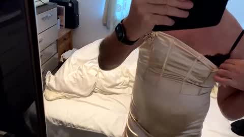 Snapshot of crossdressing_girlie chatting on January 10, 12:36 pm Stephanie online show from January 10, 12:36 pm