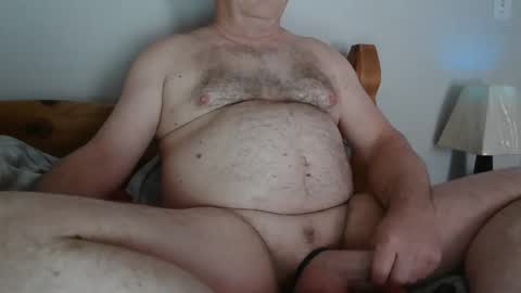 Snapshot of crowbarbi chatting on December 16, 3:11 pm Crowbarbi online show from December 16, 3:11 pm