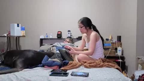 Crownandkat online show from January 31, 10:30 pm