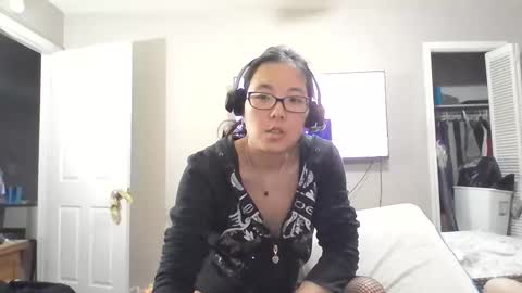 Crownandkat online show from February 23, 4:43 am