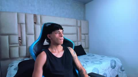 Croy online show from April 12, 10:26 pm