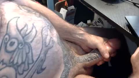 Snapshot of crucifux69 chatting on April 17, 1:47 pm Crucifux online show from April 17, 1:47 pm