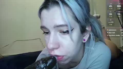 Snapshot of cruellagoth chatting on July 2, 3:23 am Cruella online show from July 2, 3:23 am