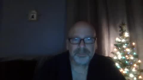 Snapshot of cruising_guy chatting on October 27, 6:17 am fun guy online show from October 27, 6:17 am