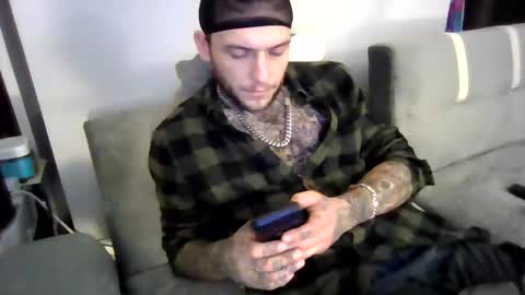 cruz815 online show from December 16, 11:43 pm