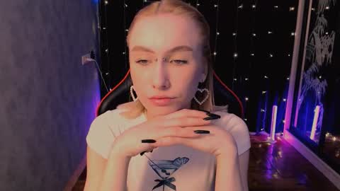 crybambi online show from February 13, 6:42 am