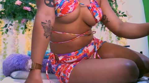 crysrus online show from January 31, 1:43 am