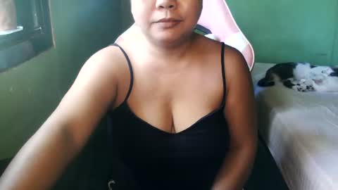 Snapshot of crystal_april chatting on July 20, 7:22 am Crys online show from July 20, 7:22 am