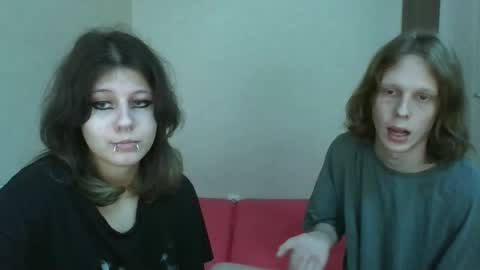 Crystal and Marcl online show from November 4, 10:47 am
