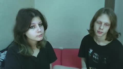 Crystal and Marcl online show from November 12, 7:57 pm