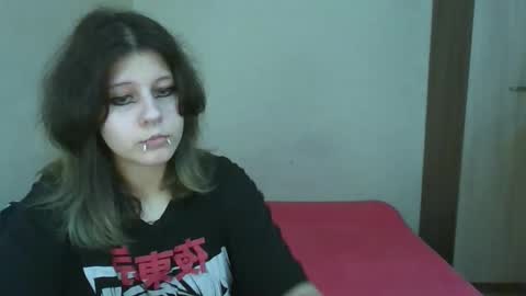 Crystal and Marcl online show from November 19, 10:43 pm
