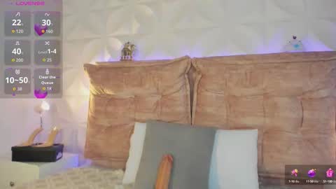 Chris online show from September 9, 2:33 am