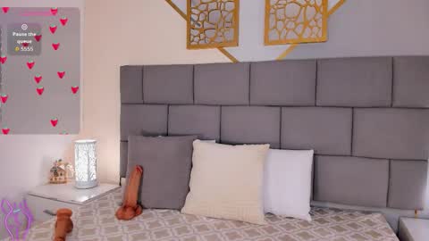 Chris online show from December 2, 1:55 am