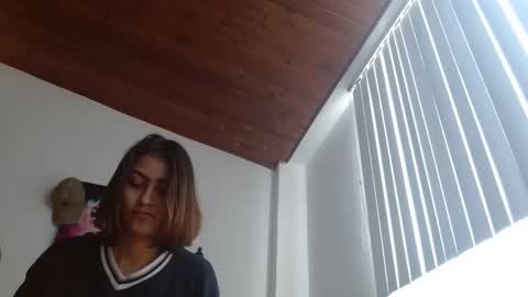 Snapshot of crystal_starx chatting on February 7, 6:11 pm Crystal Blaze online show from February 7, 6:11 pm