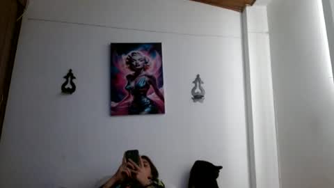 Snapshot of crystal_starx chatting on June 16, 1:36 pm Crystal Blaze online show from June 16, 1:36 pm