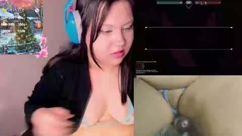 Snapshot of crystal_velvet01 chatting on December 7, 5:26 am crystal online show from December 7, 5:26 am