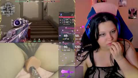 Snapshot of crystal_velvet01 chatting on February 22, 7:36 pm crystal online show from February 22, 7:36 pm