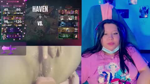 Snapshot of crystal_velvet01 chatting on February 27, 6:18 am crystal online show from February 27, 6:18 am