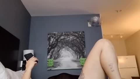 crystalbarbie214 online show from February 24, 7:01 pm