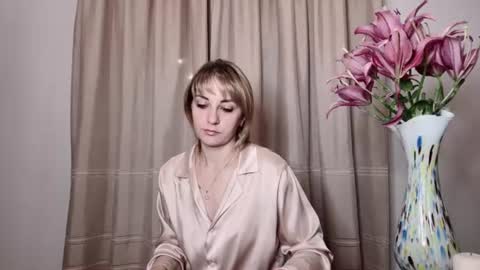 Snapshot of crystalfever_ chatting on July 15, 7:52 pm Mary online show from July 15, 7:52 pm