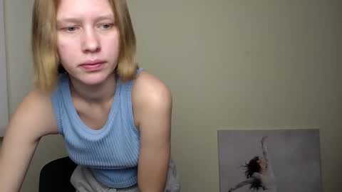 Stella online show from December 5, 10:12 am