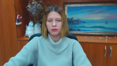 Stella online show from January 25, 12:05 pm