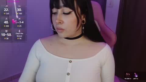 Snapshot of crystalitesq chatting on January 31, 11:24 pm Olivia online show from January 31, 11:24 pm