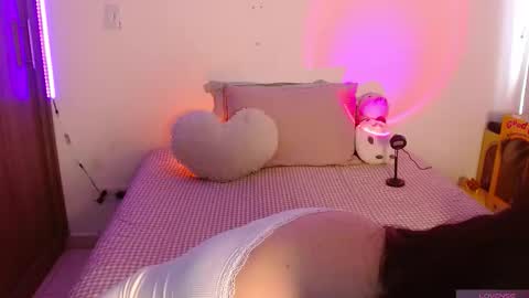 Olivia  online show from March 7, 12:13 pm