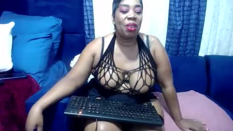 crystaljes online show from February 26, 6:21 pm