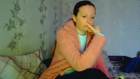 Snapshot of crystallangel chatting on April 24, 2:52 pm CrystallAngel online show from April 24, 2:52 pm