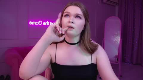 Crystal online show from February 25, 5:25 pm