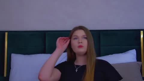 Crystal online show from March 10, 6:46 pm