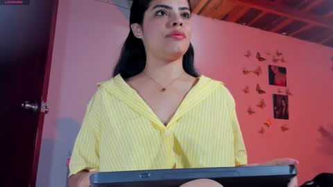 Snapshot of crystalvans chatting on September 27, 9:20 pm Cristal online show from September 27, 9:20 pm