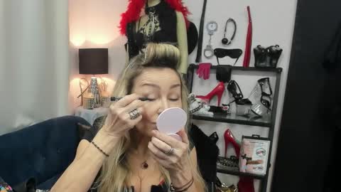 CrystalHotty online show from March 23, 5:22 am