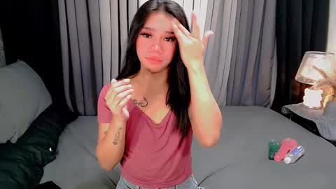 bea takashi  online show from November 15, 9:28 am