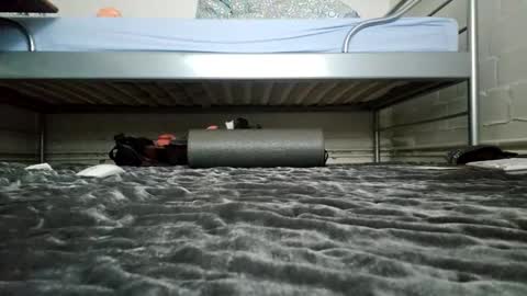 Snapshot of crzcrz chatting on December 18, 10:51 am crzcrz online show from December 18, 10:51 am